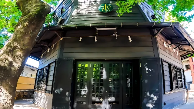 子宝祈願で知られる金山神社