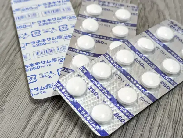 トラネキサム酸は喉の薬？シミや美容に？同じ成分で用途が違う【薬剤師】
